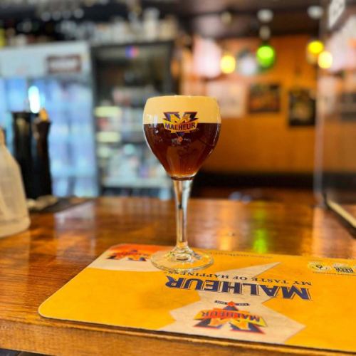 「ご挨拶」

年末オードブルのお渡しも無事終了し、
本年の業務を全て滞りなく終わることができました。
2025年、当店に足を運んでいただいたお客様、本当にありがとうございました。感謝感謝です。

今年はお店もプライベートも全て順調という年ではありませんでしたが・・・来年は気を取り直し出来る範囲でやれることをやってまいりたいと思います。

来年はきっと良い年になると信じて。
皆様良いお年を！