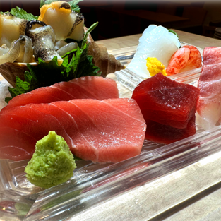≪刺身には自信があります！≫【小岩に根付く鮨屋が営む、海鮮居酒屋】 本日の刺身盛り合せ 2640円(税込)