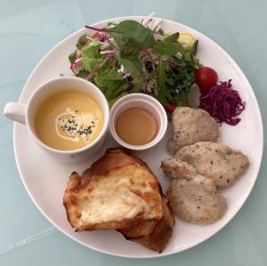ハーブチキンのフレンチ