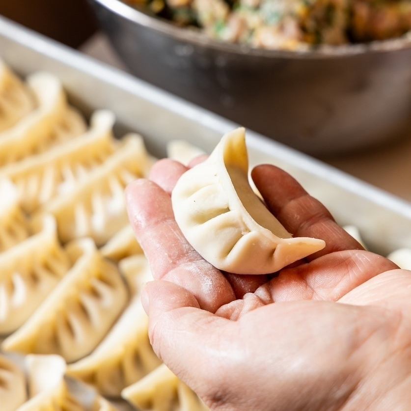 本格中華が楽しめる餃子酒場は川崎にオープン！