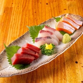 【2時間飲み放題生ビール付き】絶品海鮮コース　鮮魚の刺身盛り合わせなど全9品　4,000円(税込)