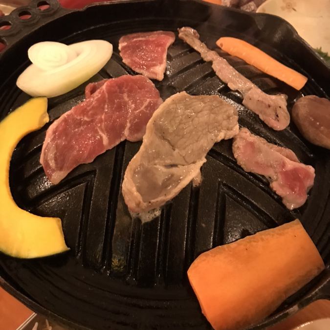 ジンギスカン焼肉も楽しめる大衆居酒屋！