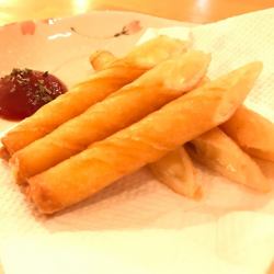 치즈 스틱 튀김