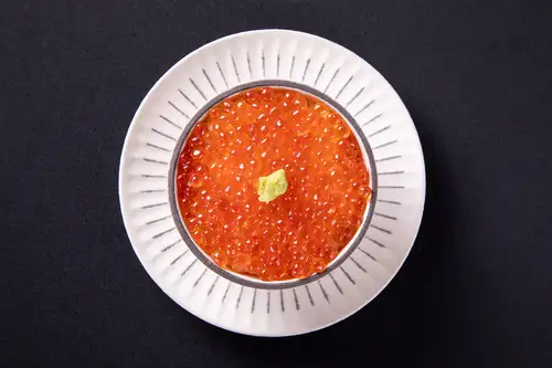 隐藏特色菜：鲑鱼籽饭