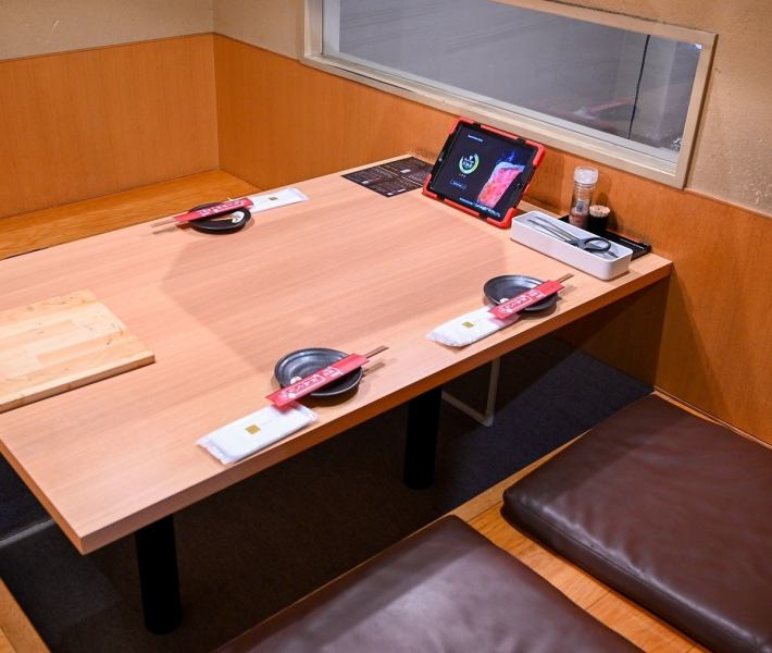The sunken kotatsu seats, where you can stretch your legs and sit comfortably, are recommended on your way home from work. Enjoy the comfort of your own home!