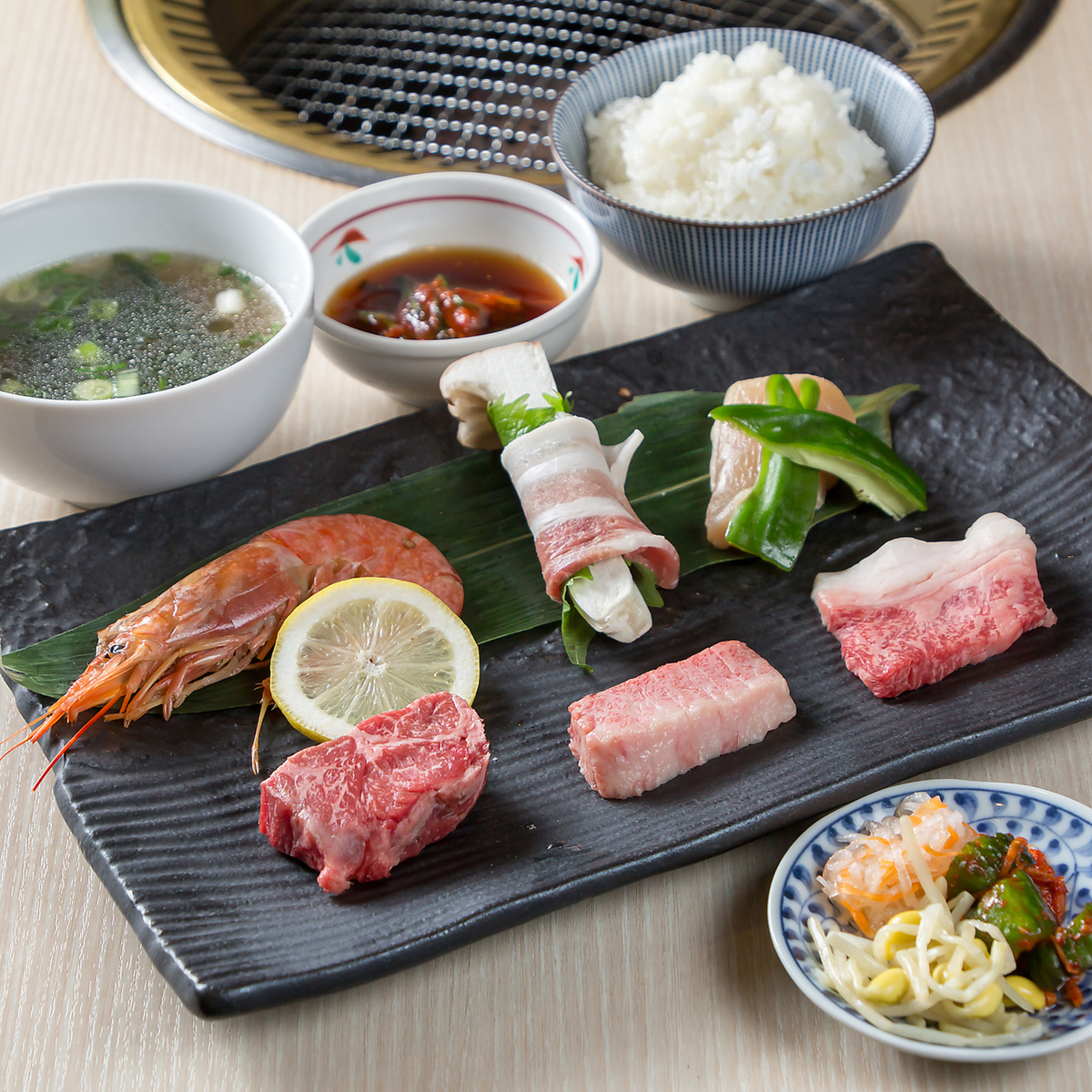 11：00～ランチ営業しております！今日は焼肉ランチで決まり☆