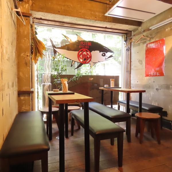 当店は、接待やデートにぴったりの落ち着いた雰囲気を大切にしています。特別な方とのひとときを彩るために、上質な空間で美味しい料理をご提供。宴会や貸切のご相談も承っており、ビジネスシーンやご友人同士の集まりにもご利用いただけます。大切なイベントを、より特別なものにするために──ぜひ当店をご活用ください。