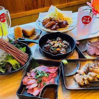 【2時間飲み放題】かもめ屋イイとこ取り!肉刺し・鶏・まぐろ焼きお手軽コース全8品3850円(税込)