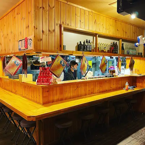 明るく綺麗な店内