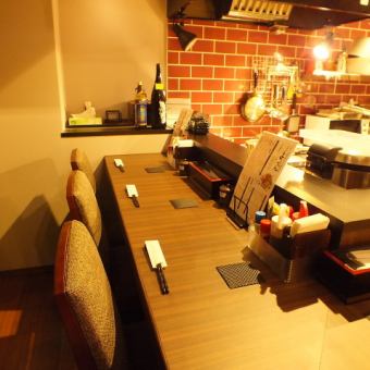 [Counter seats] You can use it without hesitation even if you use it alone! It is a cozy izakaya where you can stay for a long time in a cozy atmosphere.Please enjoy delicious sake with the famous chicken nanban.(Izakaya Susukino Meat Banquet Sake Shochu Hot Pot All-you-can-drink Second Party Yakitori Chartered Horse Sashimi)