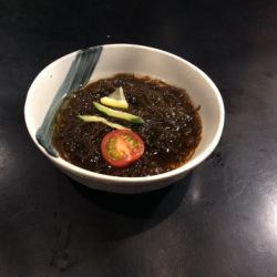 もずくの酢の物