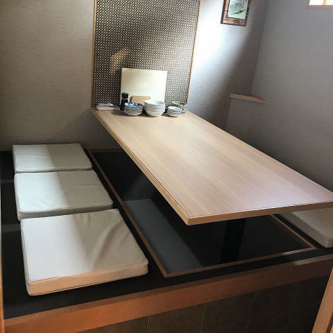 A digging kotatsu-style private room for up to 6 people.Make reservations fast.