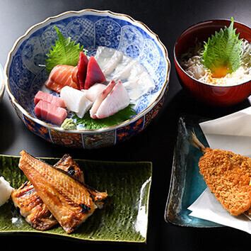 【お食事のみ/飲み放題付き】ご宴会に最適なコース料理を3980円(税込)~よりご用意しております!