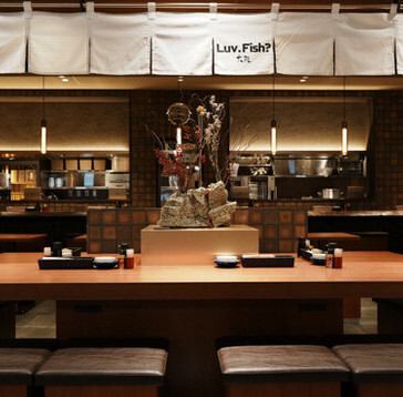 美味しいお料理とお酒を楽しみながらリラックスできる空間を★