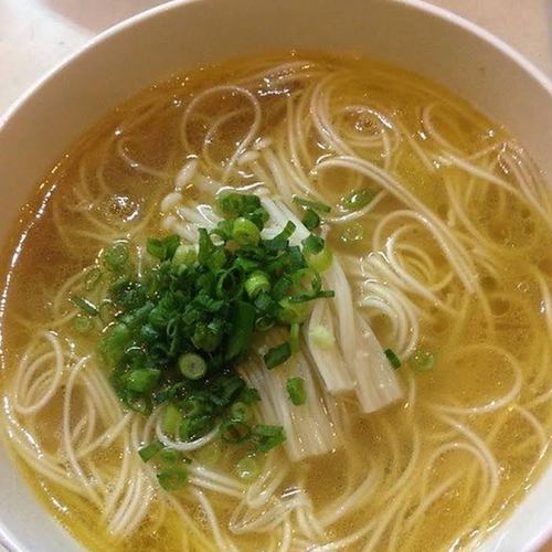 あったらラッキー鶏ラーメン
