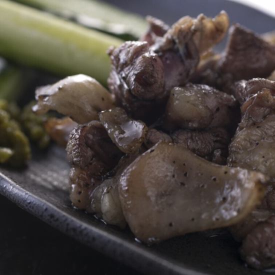 さつま知覧どり専門で鶏料理が堪能でアットホームあ雰囲気が魅力的なお店◎