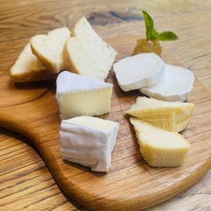 世界のチーズ盛合わせ