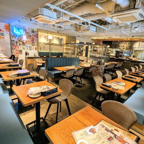 Great for large groups and private events