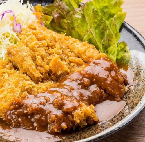 チキンデミカツ定食