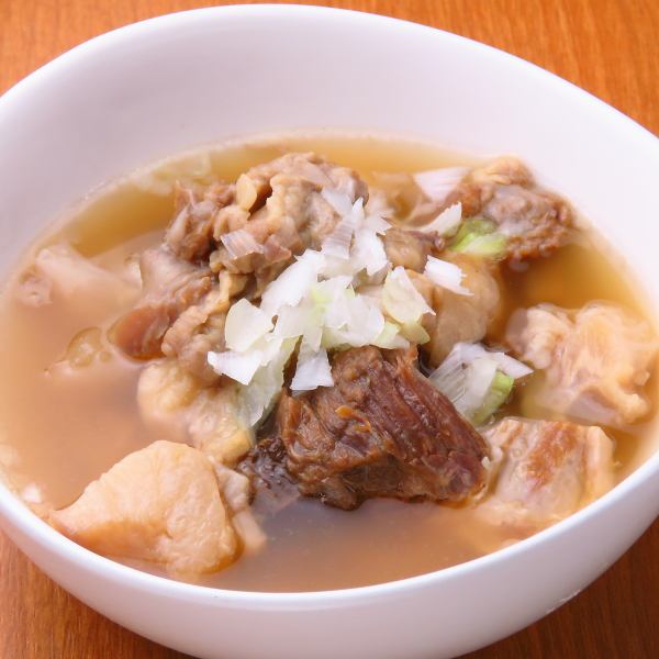 Stewed beef tendon and plump Achilles with salt