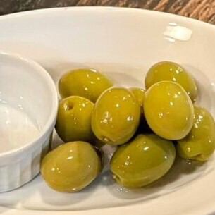 オリーブ盛り合わせ