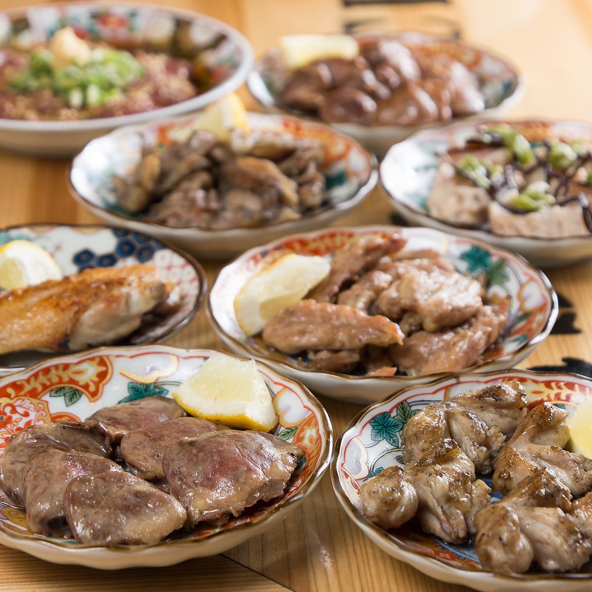 お酒に合うこだわりの鶏料理をリーズナブルに★1階カウンター、2階は貸切宴会！
