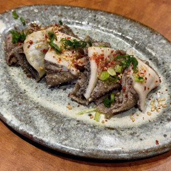 黒毛和牛センマイ