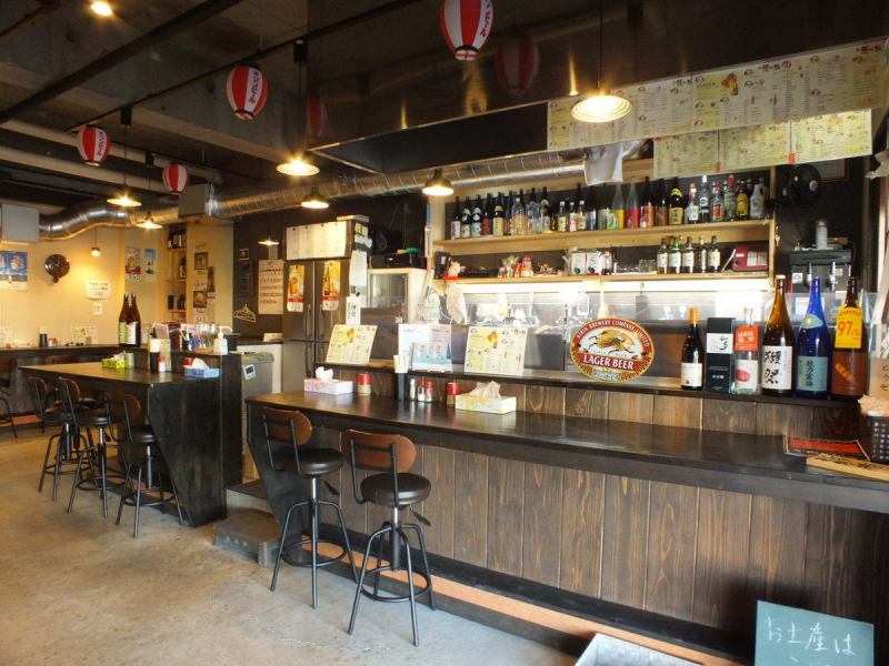 Atmosphere that you can relax with delicious yakitori and a variety of liquors in a homely atmosphere! It is a popular shop that many people know that repeaters know ♪ It is perfect for returning to work or drinking at the counter ★