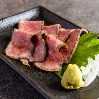 【新潟名物】村上牛の肉刺し(低温調理)