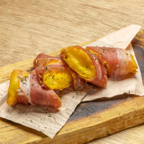 生ハムとチーズの春巻き