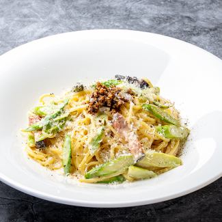 [New this year] Luxurious Carbonara with Black Truffles and Asparagus Regular