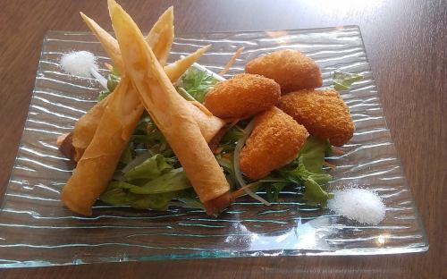 揚げ物盛り合わせ3種