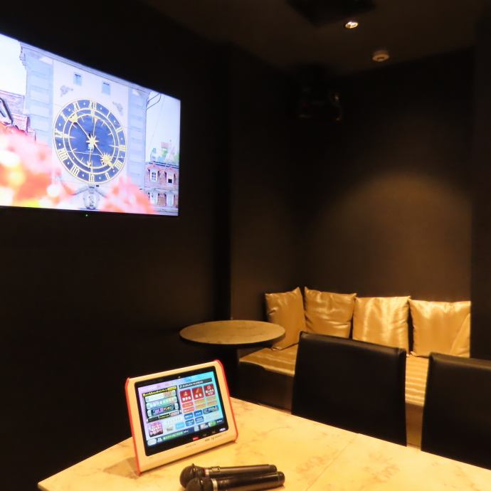 BUZZ STAND 新宿東口店【公式】