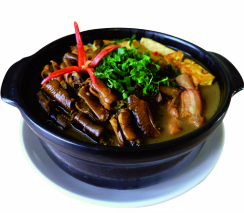 鰻と青いバナナの小鍋