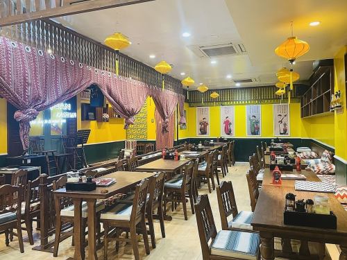 レストラン貸切り：30～80人迄