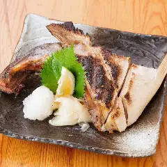 ぶりカマ塩焼き