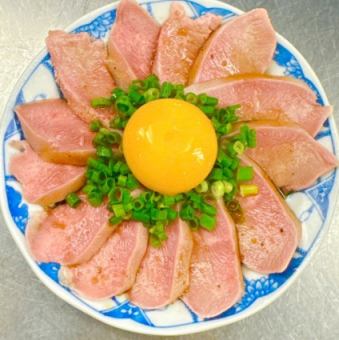 塔紐霍伊