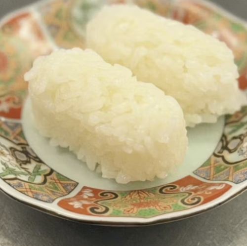 一口大小的米飯（2塊）