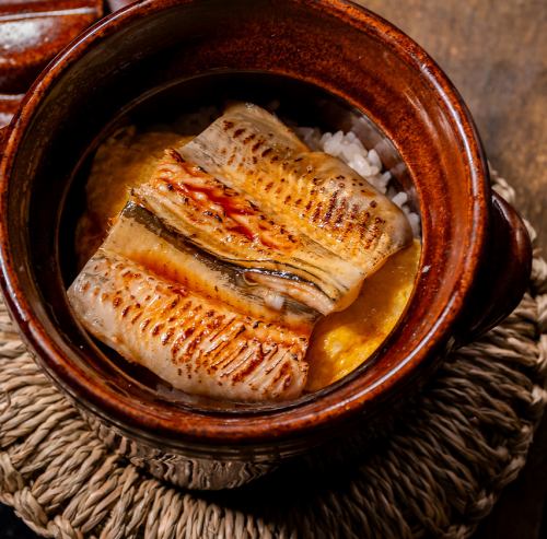 対馬産煮穴子とだし巻きの土鍋ご飯