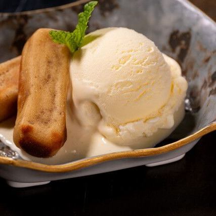 간코로 떡과 바닐라 아이스