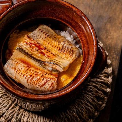 対馬産煮穴子とだし巻きの土鍋ご飯