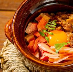 牛タンと和牛しぐれ煮の土鍋ご飯