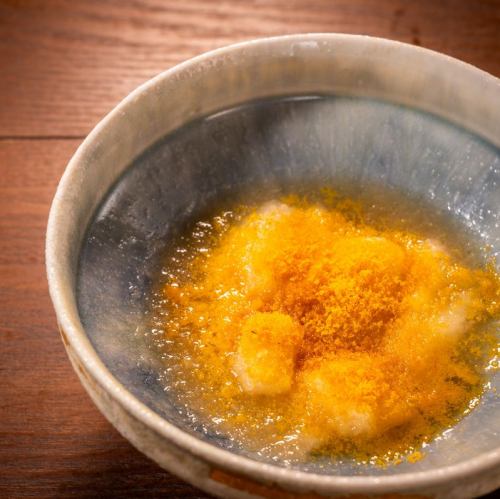 カラスミとみぞれ餡の揚げ出し豆腐