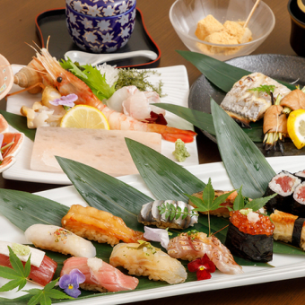 ◆ Lunch limited course ◆ 6 pieces of selected nigiri & special dishes 15 dishes in total ≪Lunch Nozomi≫ 8,800 yen (tax included)