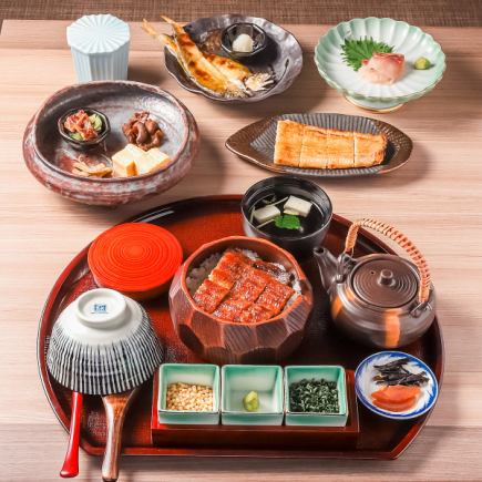 【全9品】ひつまぶしと白焼を堪能!鮎・鯉も味わえデザートまで付いて1名9800円(税込)