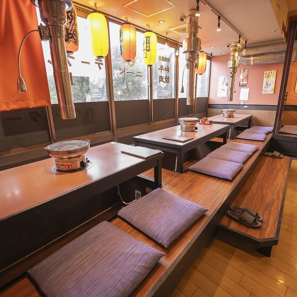 落ち着いた雰囲気の店内は、ご友人とのお食事や女子会にもぴったりです♪木の温もりを感じるインテリアと心地よい照明が、リラックスした空間を演出♪お子様連れでも安心の座敷席では、靴を脱いでくつろぎながら心ゆくまでお楽しみいただけます！大切な方との特別な時間を、ぜひ当店でお過ごしください！