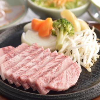 【お正月特別メニュー◆1月2・3日限定】特上和牛サーロインステーキコース(90g)8,580円(税込)~