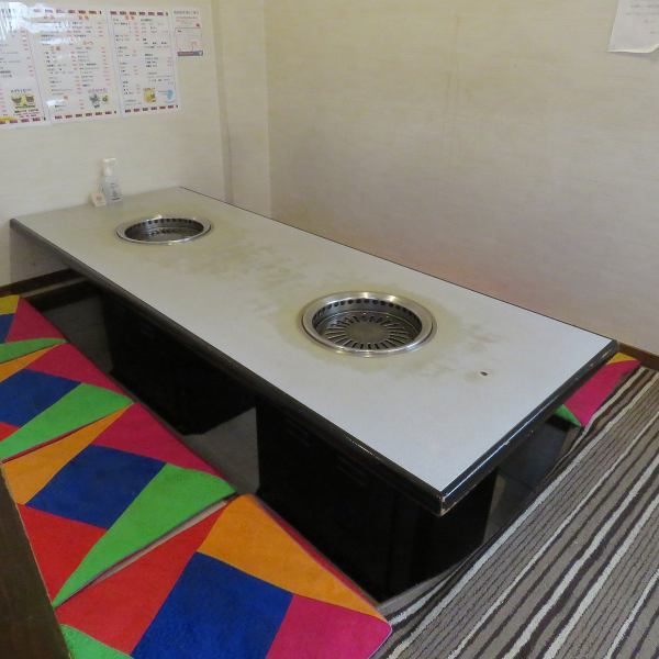 瀬戸市に観光などで宿泊されるお客様にも、ぜひ当店をご利用いただきたいです！美味しい食事と温かい雰囲気で、旅の思い出をさらに素敵なものにするお手伝いをいたします◎調理カウンターからは、店内の全テーブルがしっかり見渡せる造りとなっております☆落ち着いた空間で、瀬戸の夜を美味しく彩りませんか！