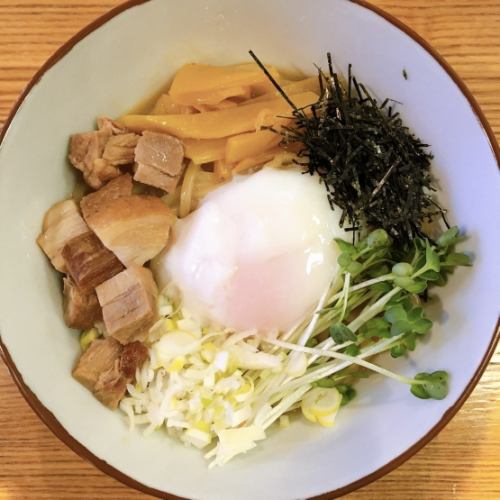 Abura soba made with chicken oil