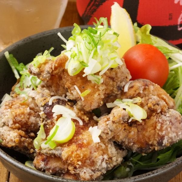 There are plenty of single dishes and sake that goes well with the dishes! Recommended Daisen chicken fried chicken!